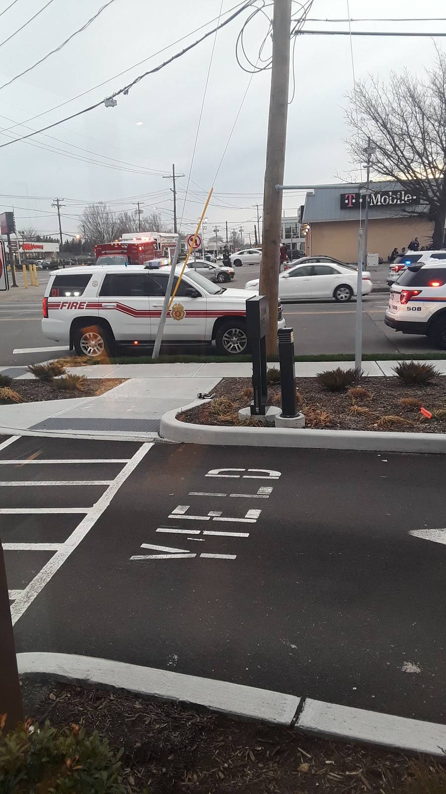 Starbucks | cafe | 580 Hempstead Turnpike, West Hempstead, NY 11552, USA | 5165380279 OR +1 516-538-0279