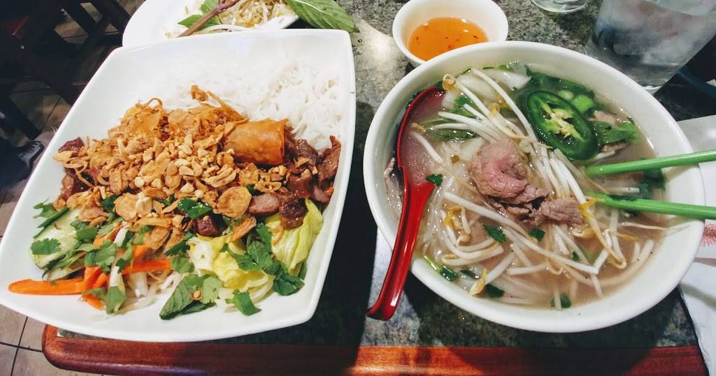 LD Pho | restaurant | 4722 N Kedzie Ave, Chicago, IL 60625, USA | 7739618551 OR +1 773-961-8551