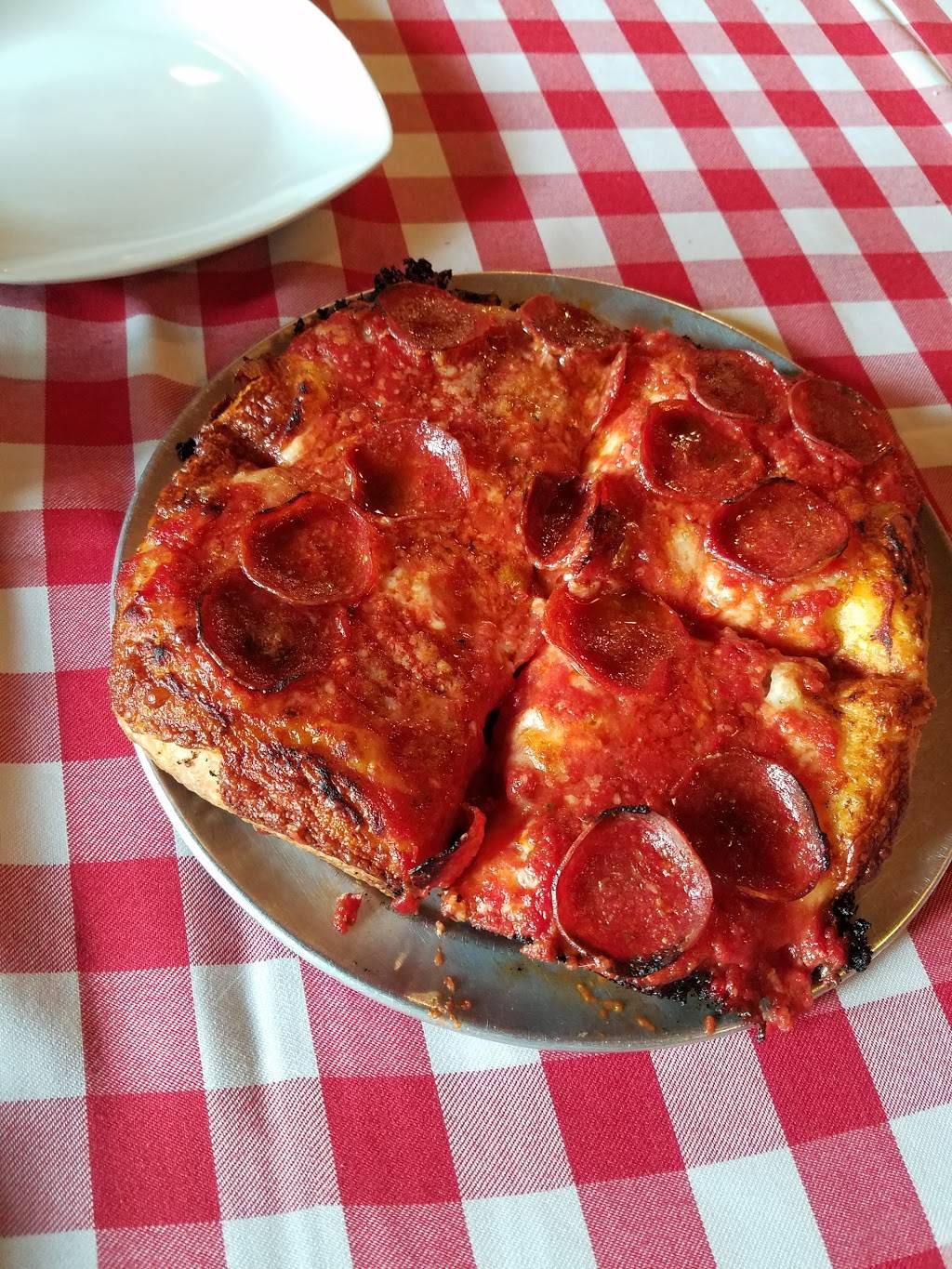 Square Pie | restaurant | 801 E Passyunk Ave, Philadelphia, PA 19147, USA | 2152380615 OR +1 215-238-0615