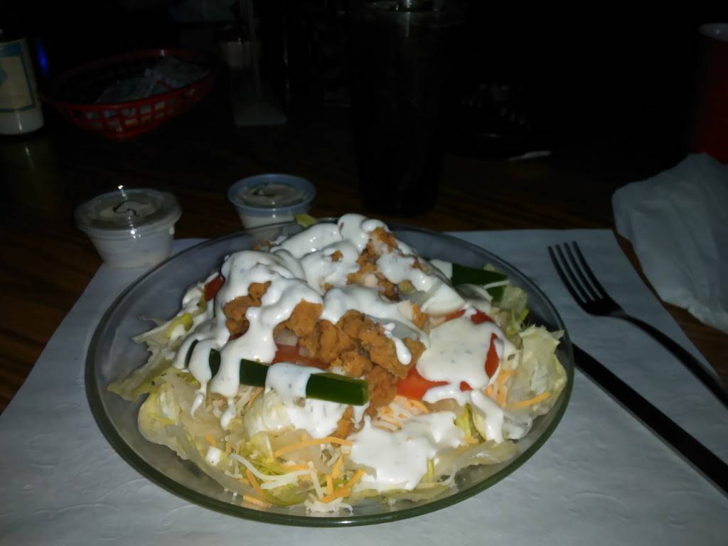 Woodys | restaurant | 737 Main St, Lapel, IN 46051, USA | 7655343878 OR +1 765-534-3878