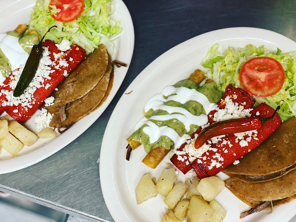 Ronco Nautico #2 | restaurant | 8008 La Porte Fwy, Houston, TX 77012, USA | 7138762704 OR +1 713-876-2704