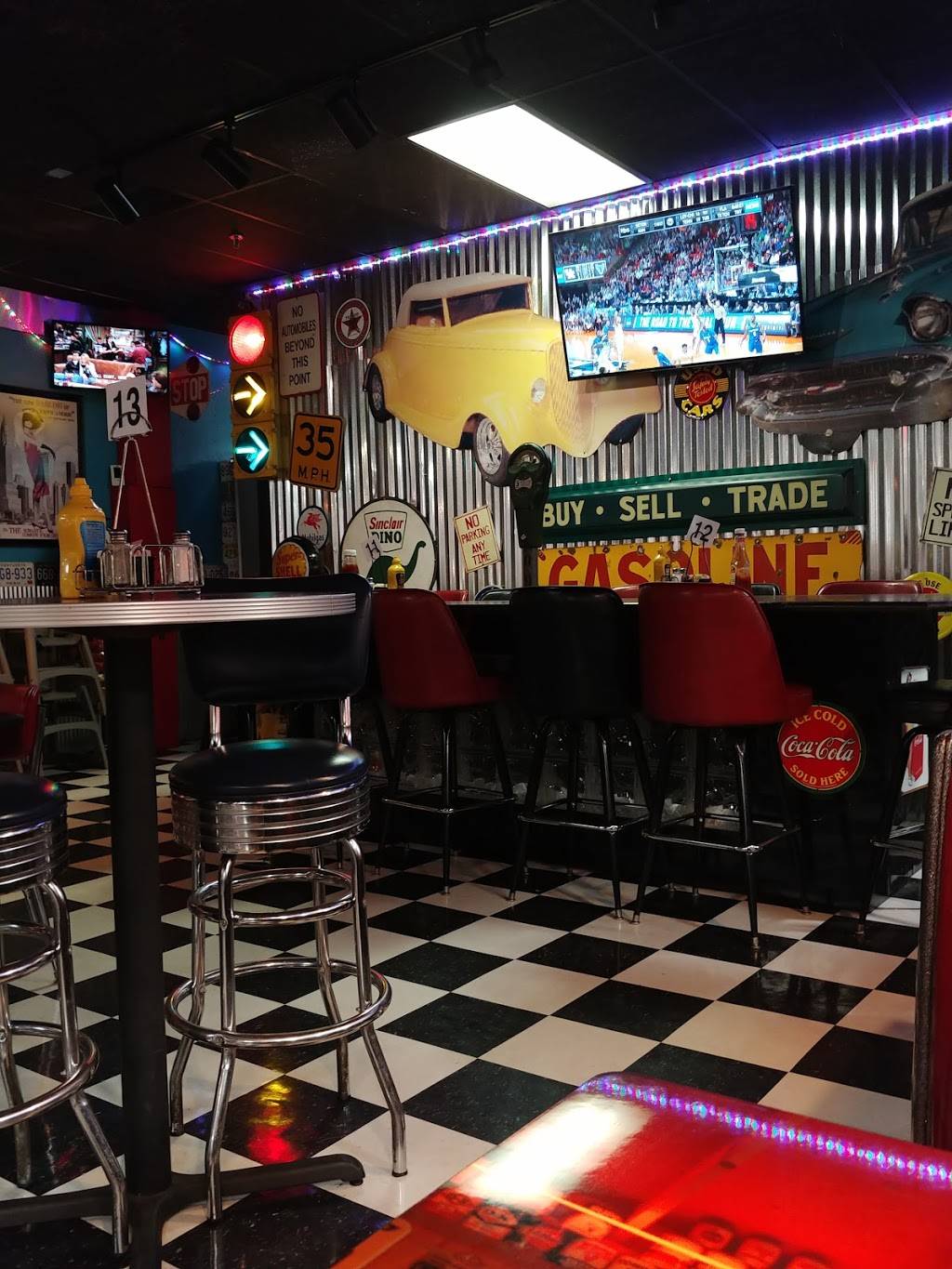 Tommy Dz | restaurant | 455 Madison Square Dr, Madisonville, KY 42431, USA | 2704522742 OR +1 270-452-2742