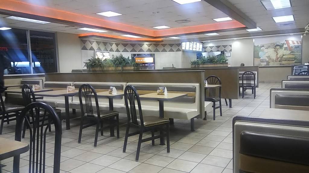 Whataburger | restaurant | 2515 W Airport Fwy, Irving, TX 75062, USA | 9722554794 OR +1 972-255-4794