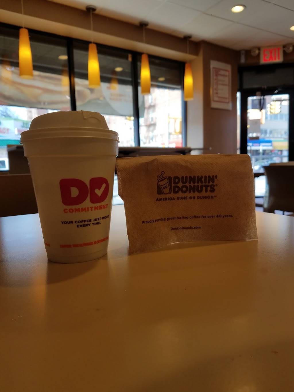 Dunkin | bakery | 71-67 Yellowstone Blvd, Forest Hills, NY 11375, USA | 7182635606 OR +1 718-263-5606
