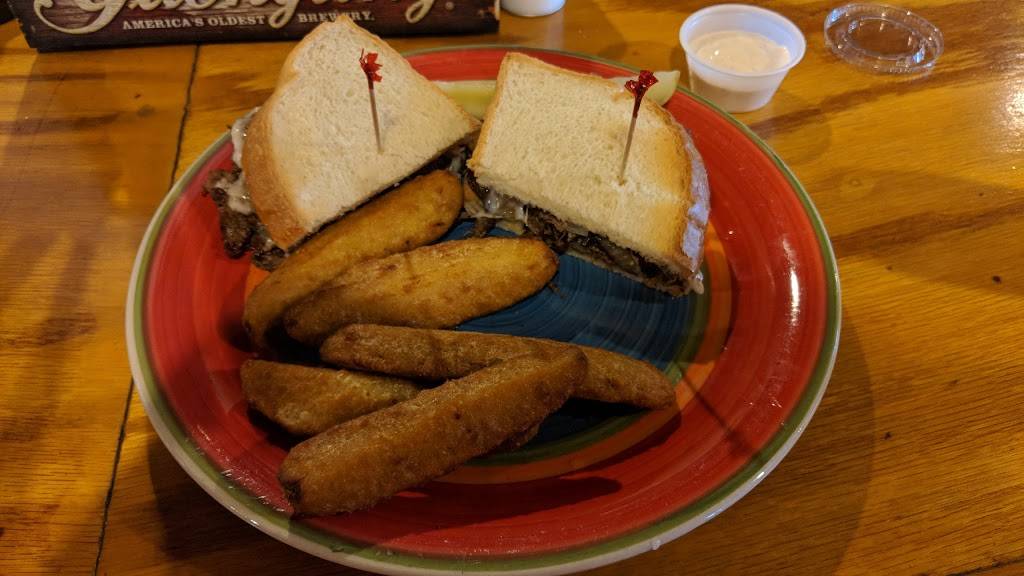 Smokin Jacks Bar & Grill | restaurant | 15468 Veterans Memorial Hwy, Reedsville, WV 26547, USA | 3048645868 OR +1 304-864-5868