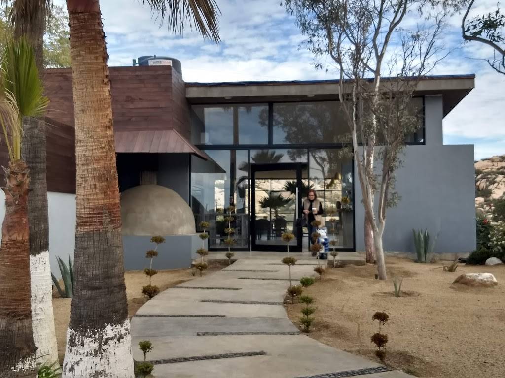 CUARZO Valle de Guadalupe | restaurant | Francisco Zarco Km 11.5, El Tigre, 22750 El Porvenir, B.C., Mexico | 016461173869 OR +52 646 117 3869