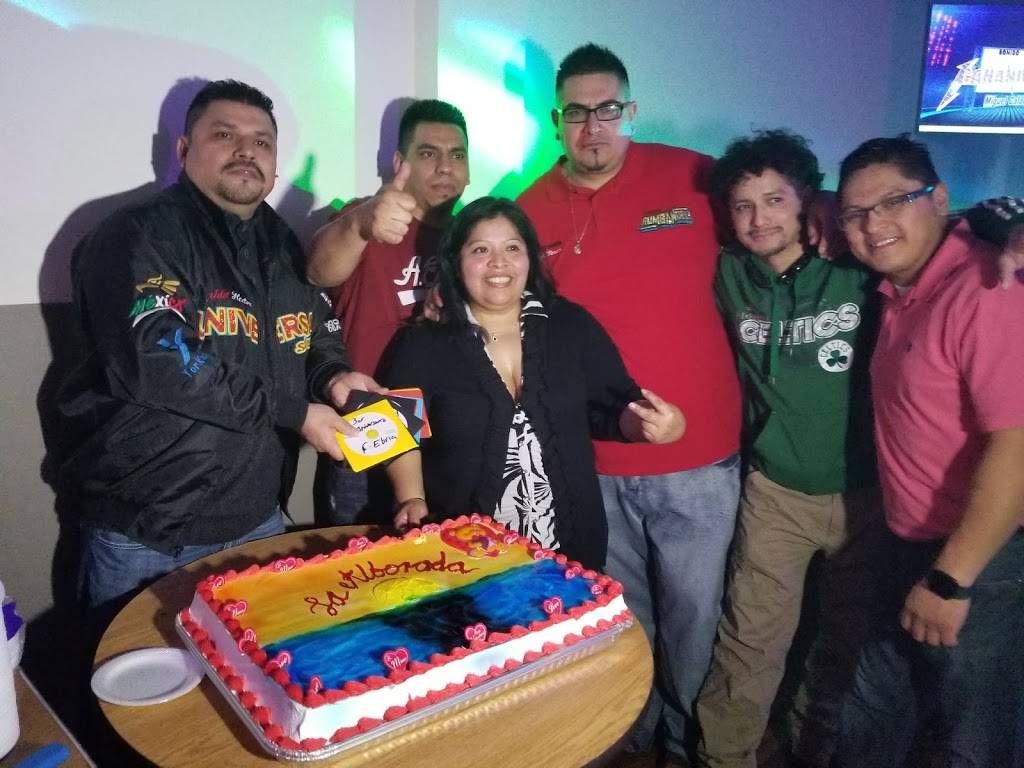 Flamingo Restaurant and Event Center | restaurant | 201 E Lake St, Minneapolis, MN 55408, USA | 6128249999 OR +1 612-824-9999