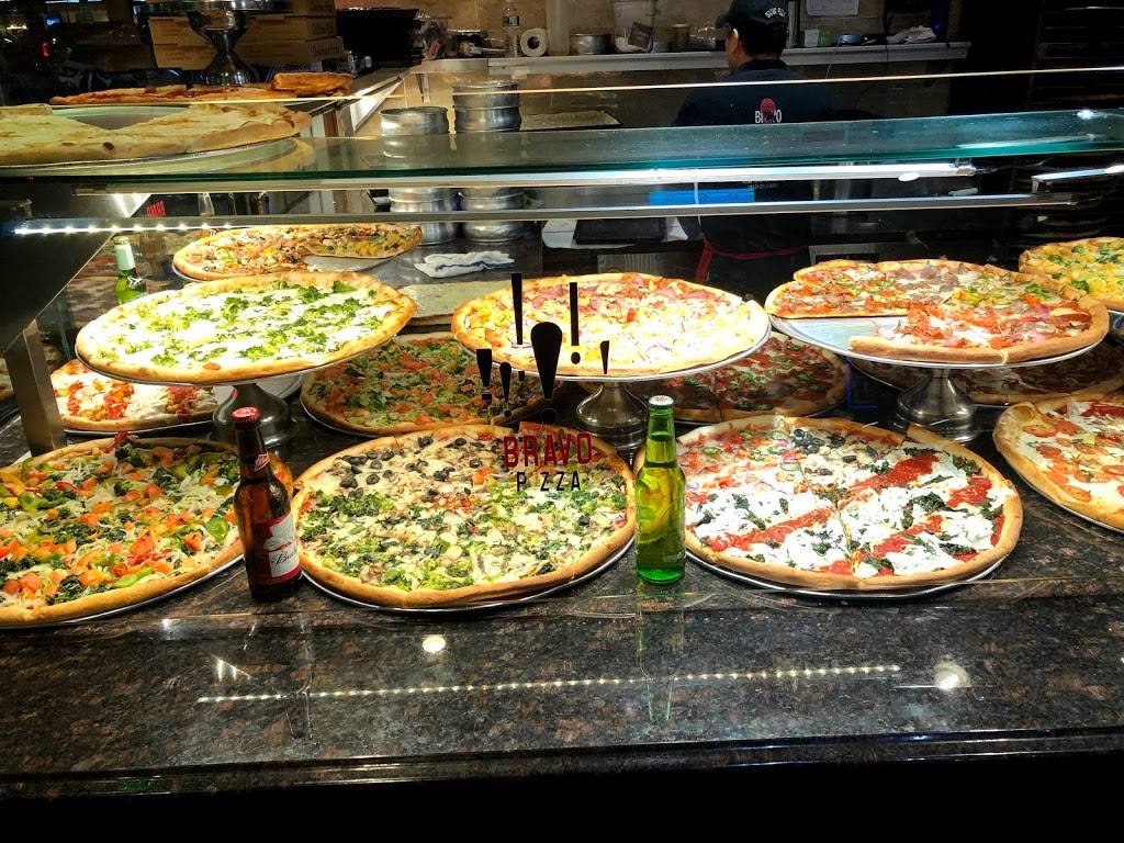 Bravo Pizza | restaurant | 360 7th Ave #5011, New York, NY 10001, USA | 2122351114 OR +1 212-235-1114