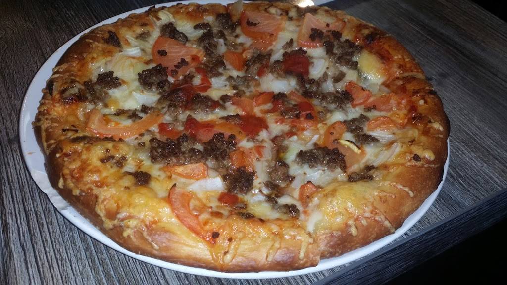 Louis Pizza Express Orleans | meal takeaway | 1600 Forest Valley Dr, Orléans, ON K1C 6X7, Canada | 6138375000 OR +1 613-837-5000