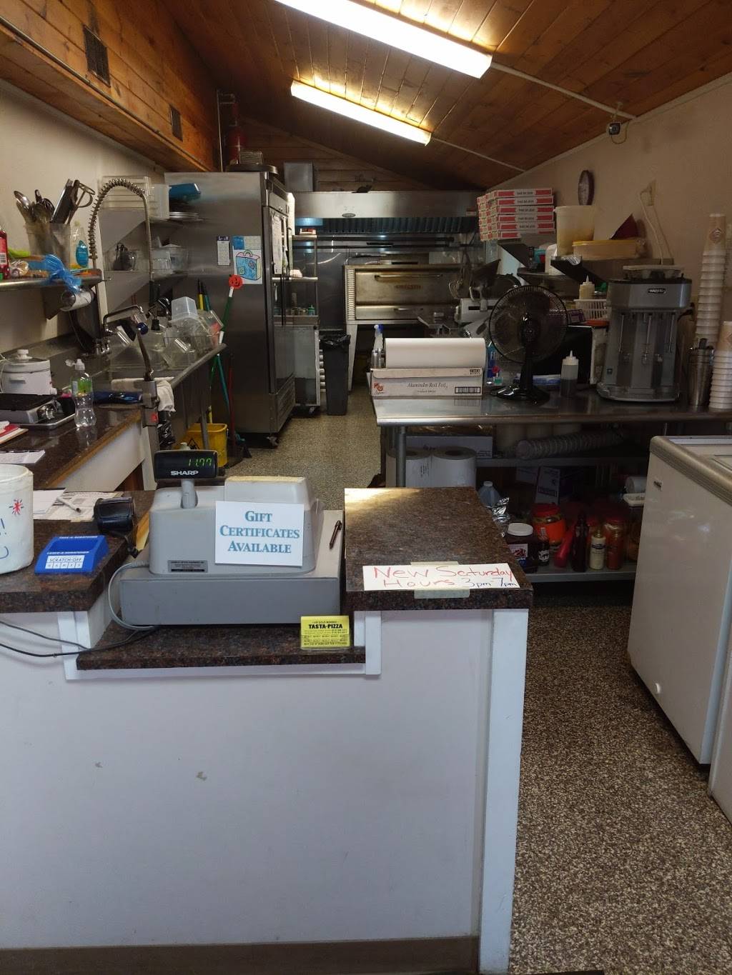 Tasta Pizza | restaurant | 5903 River Rd, Limestone, NY 14753, USA | 7163010477 OR +1 716-301-0477