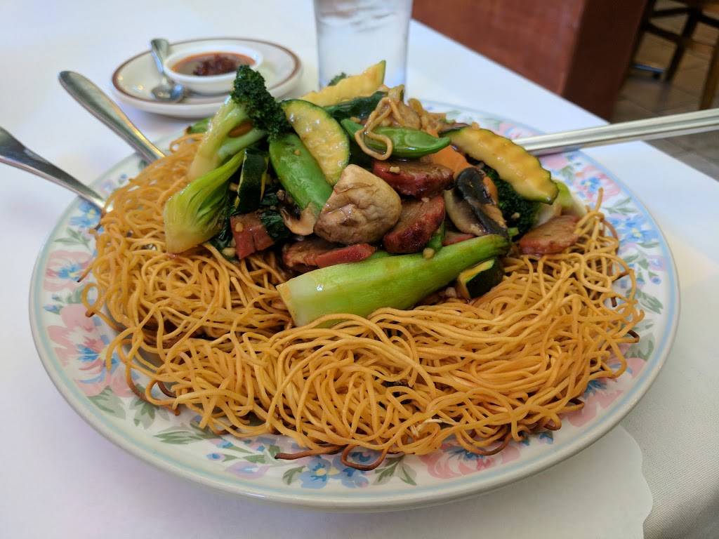 Win Garden | restaurant | 3057, 2794 Diamond St, San Francisco, CA 94131, USA | 4153331331 OR +1 415-333-1331