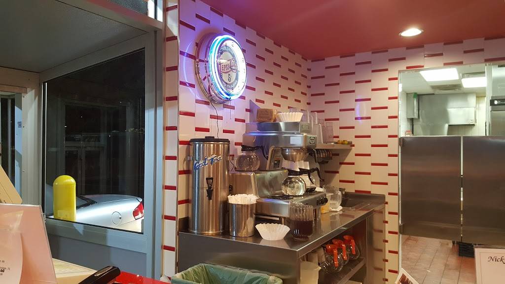 Nicky Ds | restaurant | 39099 Van Dyke Ave, Sterling Heights, MI 48313, USA | 5869770031 OR +1 586-977-0031