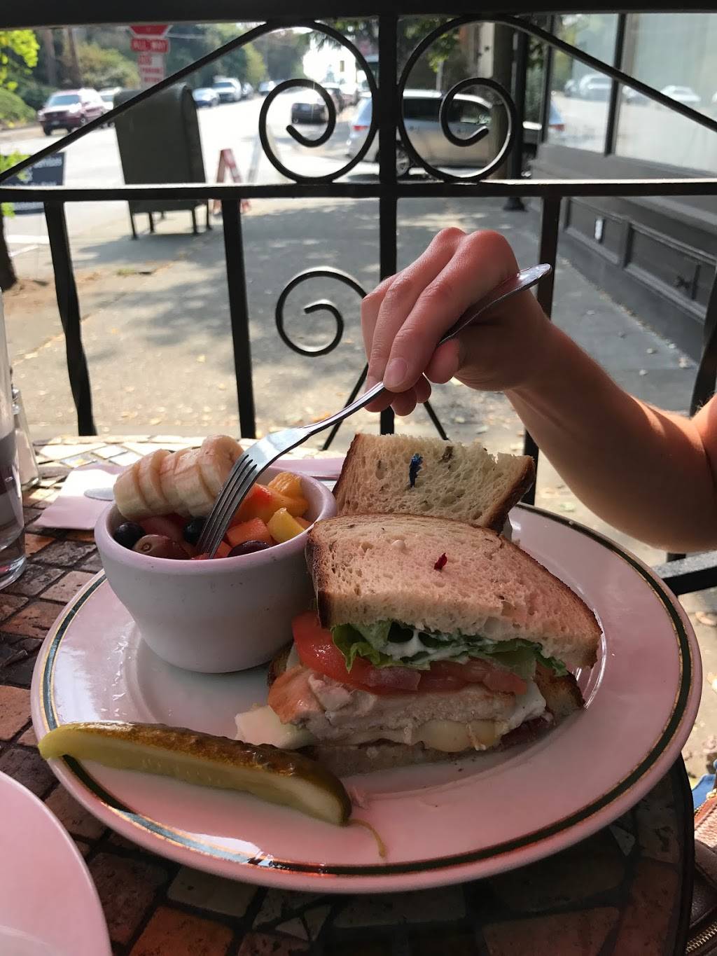 Tenth West | restaurant | 1903 10th Ave W, Seattle, WA 98119, USA | 2067086742 OR +1 206-708-6742