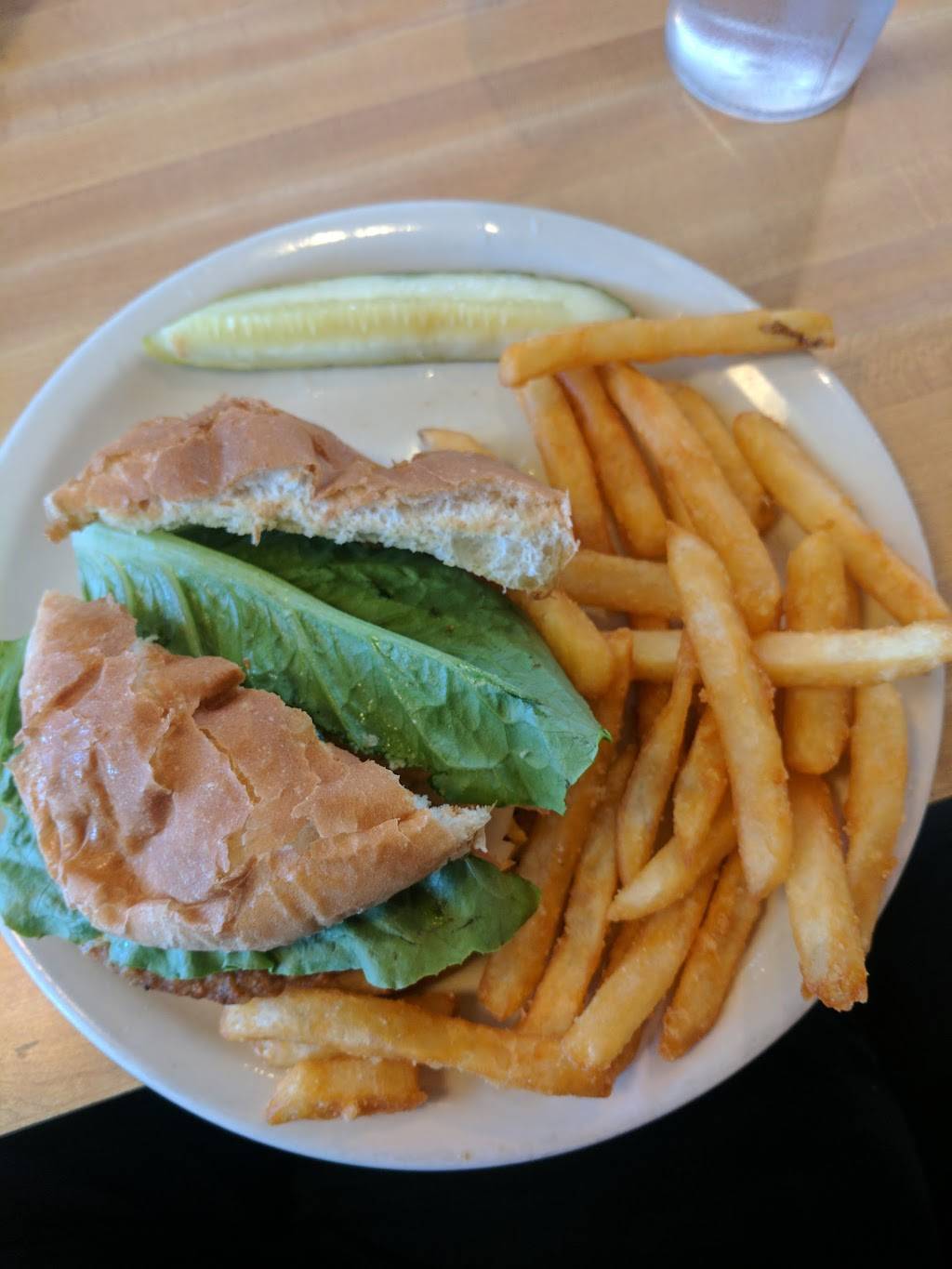 Mainely Meat BBQ on Dreamwood Hill | restaurant | 369 ME-3, Bar Harbor, ME 04609, USA | 2072881100 OR +1 207-288-1100