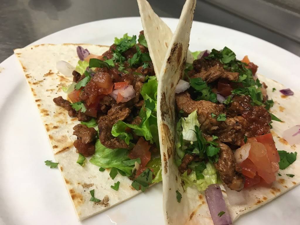 Fletchers Kitchen & Tap | restaurant | 6101 W Main St, Belleville, IL 62223, USA | 6182393317 OR +1 618-239-3317