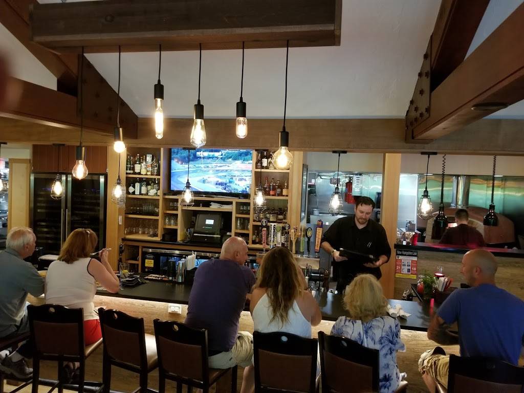 Canoe Restaurant & Tavern | restaurant | 232 Whittier Hwy, Center Harbor, NH 03226, USA | 6032534762 OR +1 603-253-4762