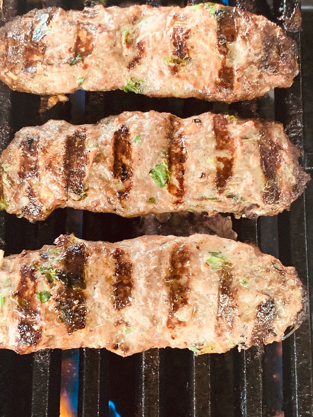 MEROË Sudanese & Mediterranean Grill | restaurant | 939 N Orleans St, Chicago, IL 60610, USA | 3122651230 OR +1 312-265-1230