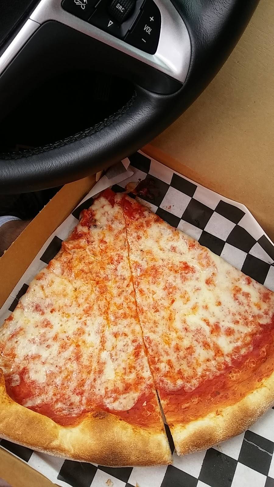 Vinnies on 11 | restaurant | 5210 Molly Pitcher Hwy, Chambersburg, PA 17202, USA | 7173754094 OR +1 717-375-4094