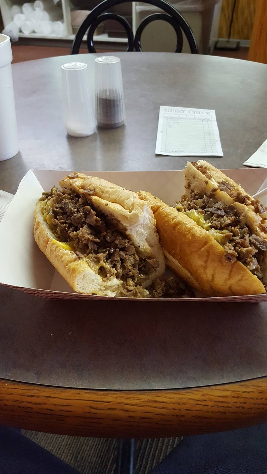 Izzys Hoagie Shop | meal takeaway | 1924 W Stadium Blvd, Ann Arbor, MI 48103, USA | 7349941235 OR +1 734-994-1235