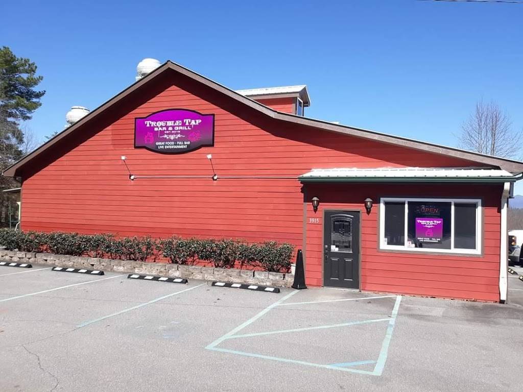 Trouble Tap Bar And Grill | restaurant | 3915 US-76, Young Harris, GA 30582, USA | 7068963131 OR +1 706-896-3131