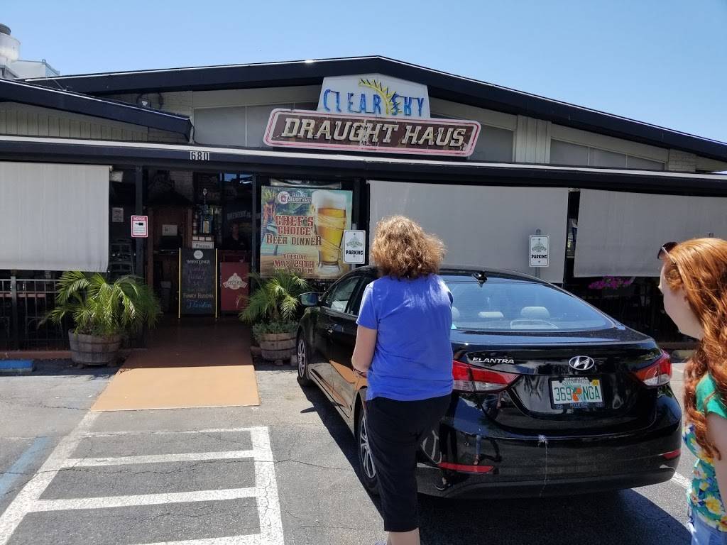 Clear Sky Draught Haus | restaurant | 680 Main St, Dunedin, FL 34698, USA | 7272866266 OR +1 727-286-6266