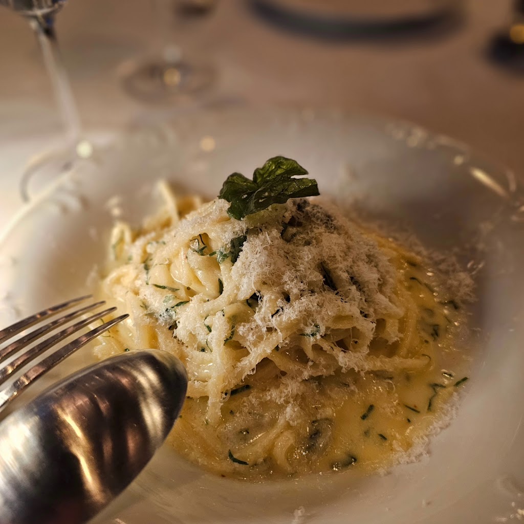 Tre Dita | restaurant | The St Regis Hotel, 401 E Wacker Dr, Chicago, IL 60601, USA | 3127251724 OR +1 312-725-1724