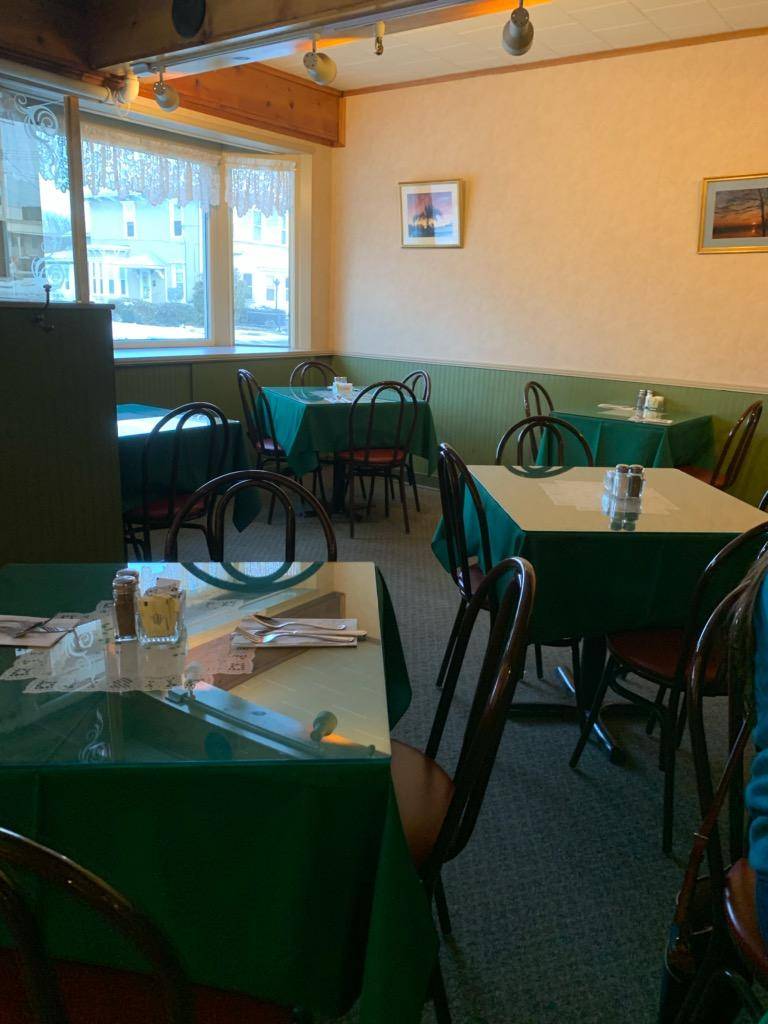 Corbins | cafe | 115 Nanticoke Ave, Endicott, NY 13760, USA | 6077572678 OR +1 607-757-2678