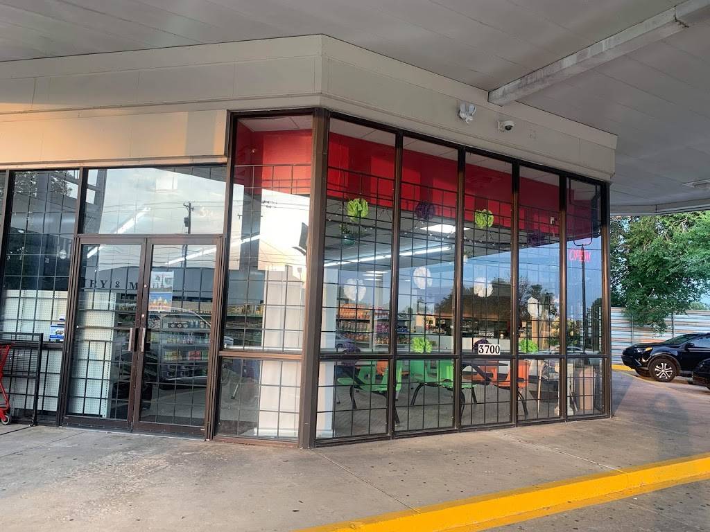 Bismillah Groceries and Halal Meat | restaurant | 3700 N Portland Ave, Oklahoma City, OK 73112, USA | 4052122288 OR +1 405-212-2288