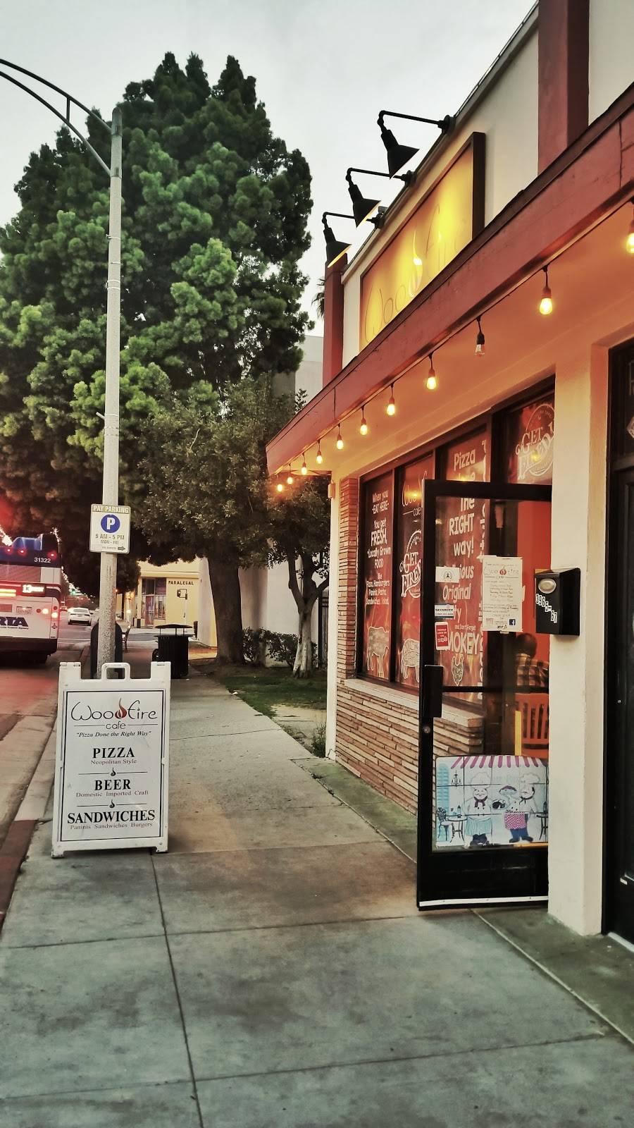 Woodfire Cafe | restaurant | 3965 Market Street, Riverside, CA 92501, USA | 9514655328 OR +1 951-465-5328