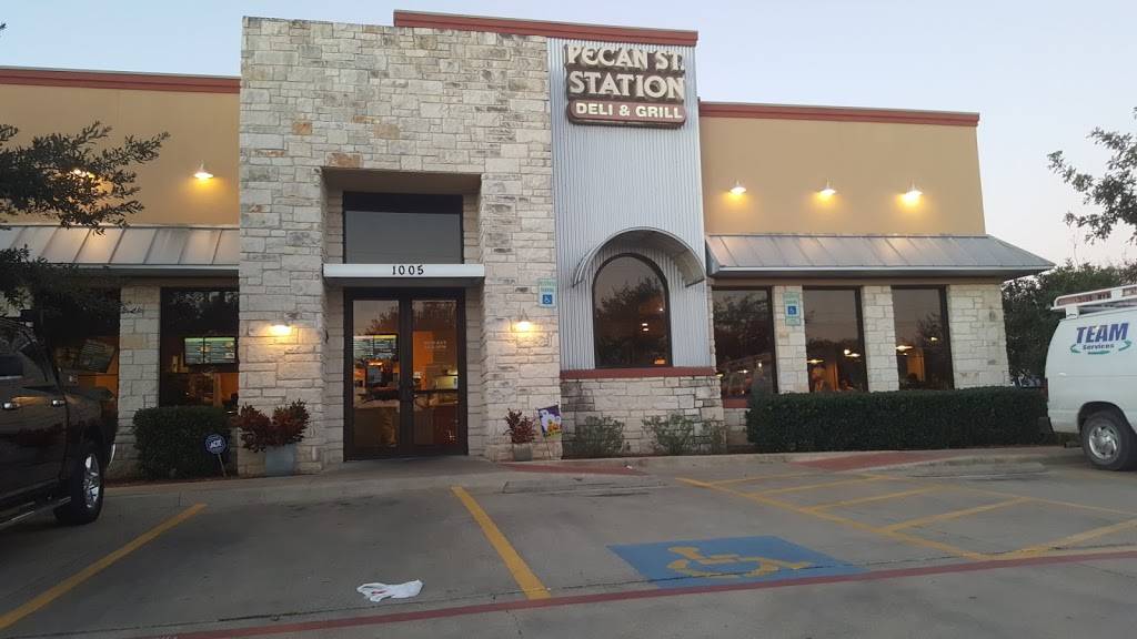 Pecan Street Station | restaurant | 1005 W Pecan St, Pflugerville, TX 78660, USA | 5122510296 OR +1 512-251-0296
