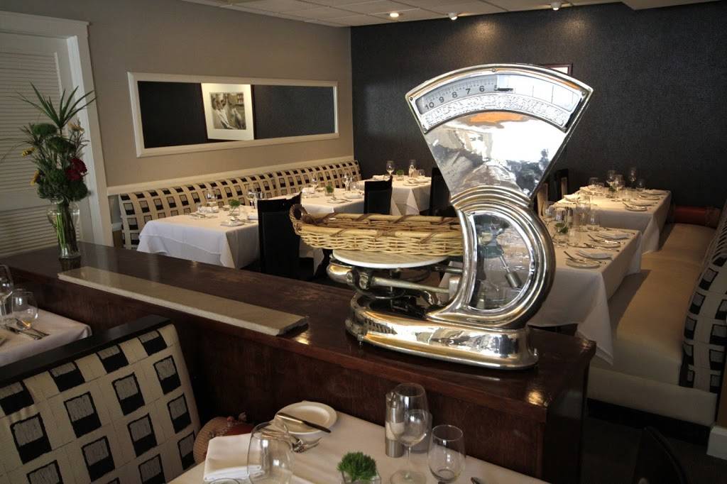 Sanford | restaurant | 1547 N Jackson St, Milwaukee, WI 53202, USA | 4142769608 OR +1 414-276-9608