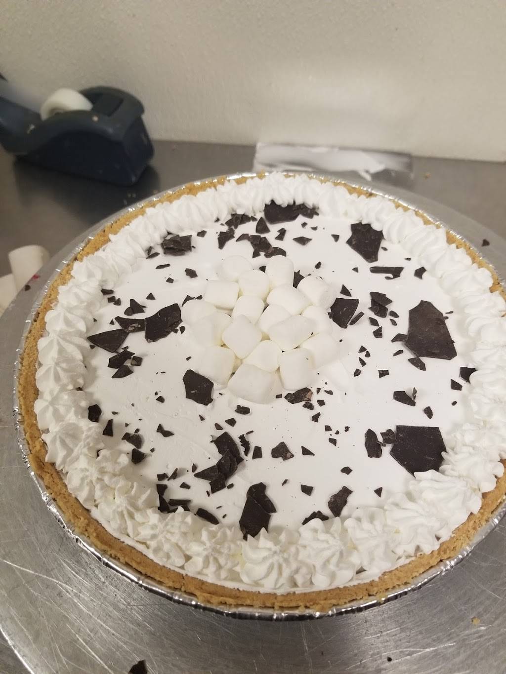 Cold Stone Creamery | bakery | 2935 S 108th St, West Allis, WI 53227, USA | 4145413888 OR +1 414-541-3888