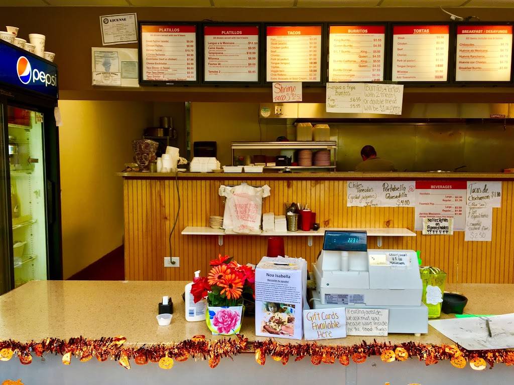 Pauls Burrito Express | restaurant | 402 N Hough St, Barrington, IL 60010, USA | 8478429400 OR +1 847-842-9400