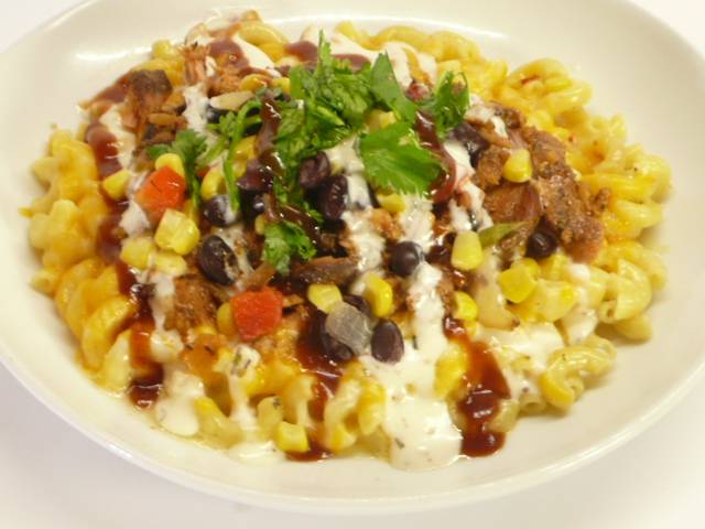 Auntie Vees Illinois | restaurant | 1020 W Devon Ave, Elk Grove Village, IL 60007, USA | 8442729679 OR +1 844-272-9679