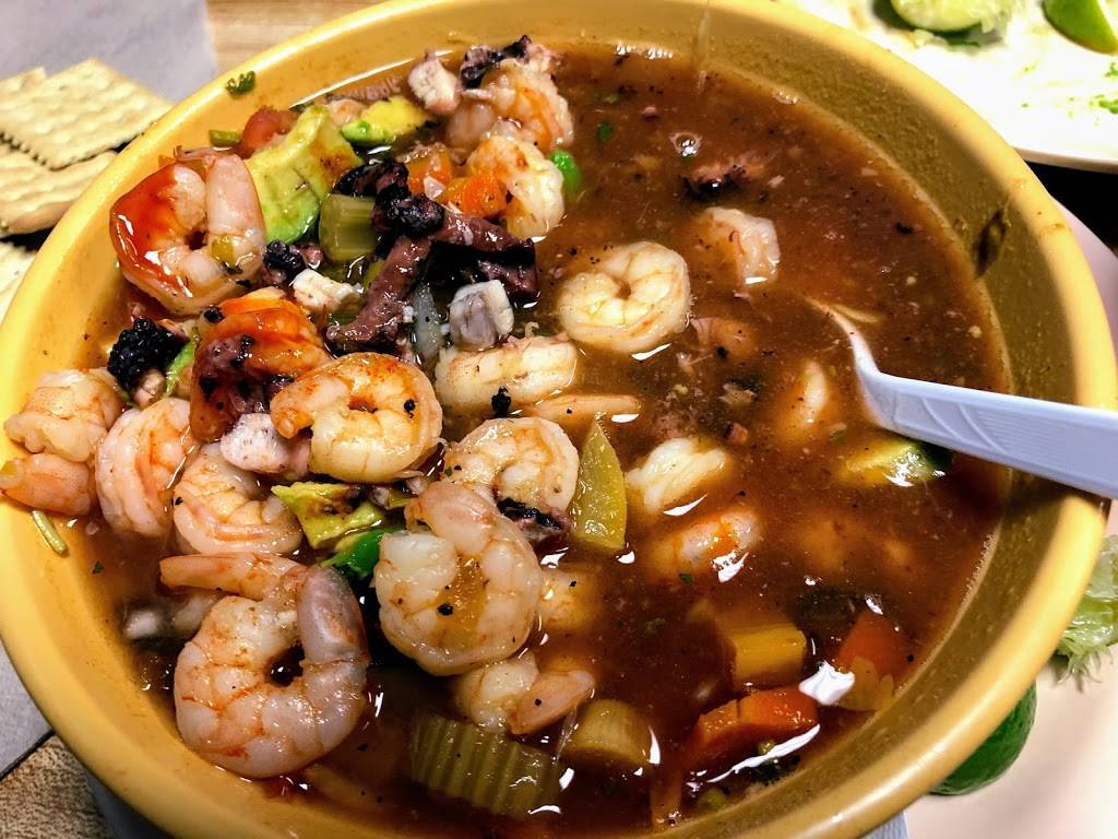 Mariscos Golfo Restaurant | restaurant | 1444 Castle Dr, Garland, TX 75040, USA | 9724876172 OR +1 972-487-6172