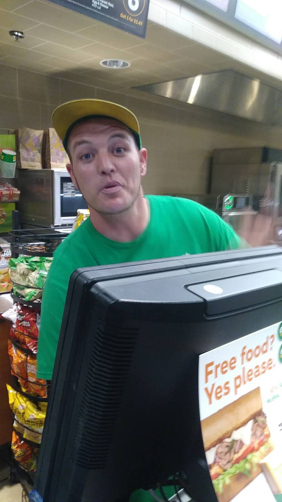 Subway | restaurant | 14712 La Paz Dr #99, Victorville, CA 92392, USA | 7603818899 OR +1 760-381-8899