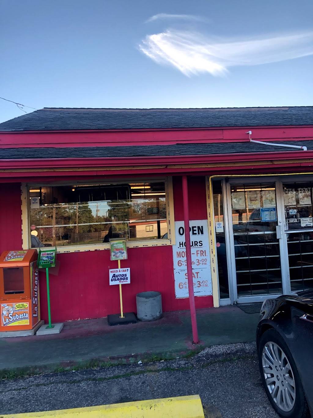 Country Kitchen | restaurant | 4840 N Shepherd Dr, Houston, TX 77018, USA | 7136948839 OR +1 713-694-8839