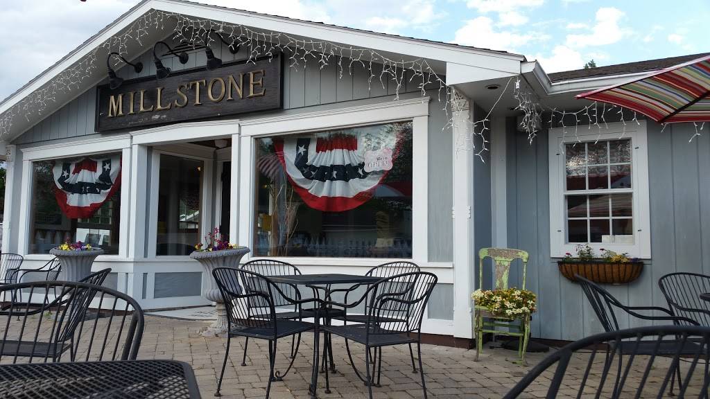 The Millstone of Iola Mills | restaurant | 300 N Main St, Iola, WI 54945, USA | 7154452989 OR +1 715-445-2989