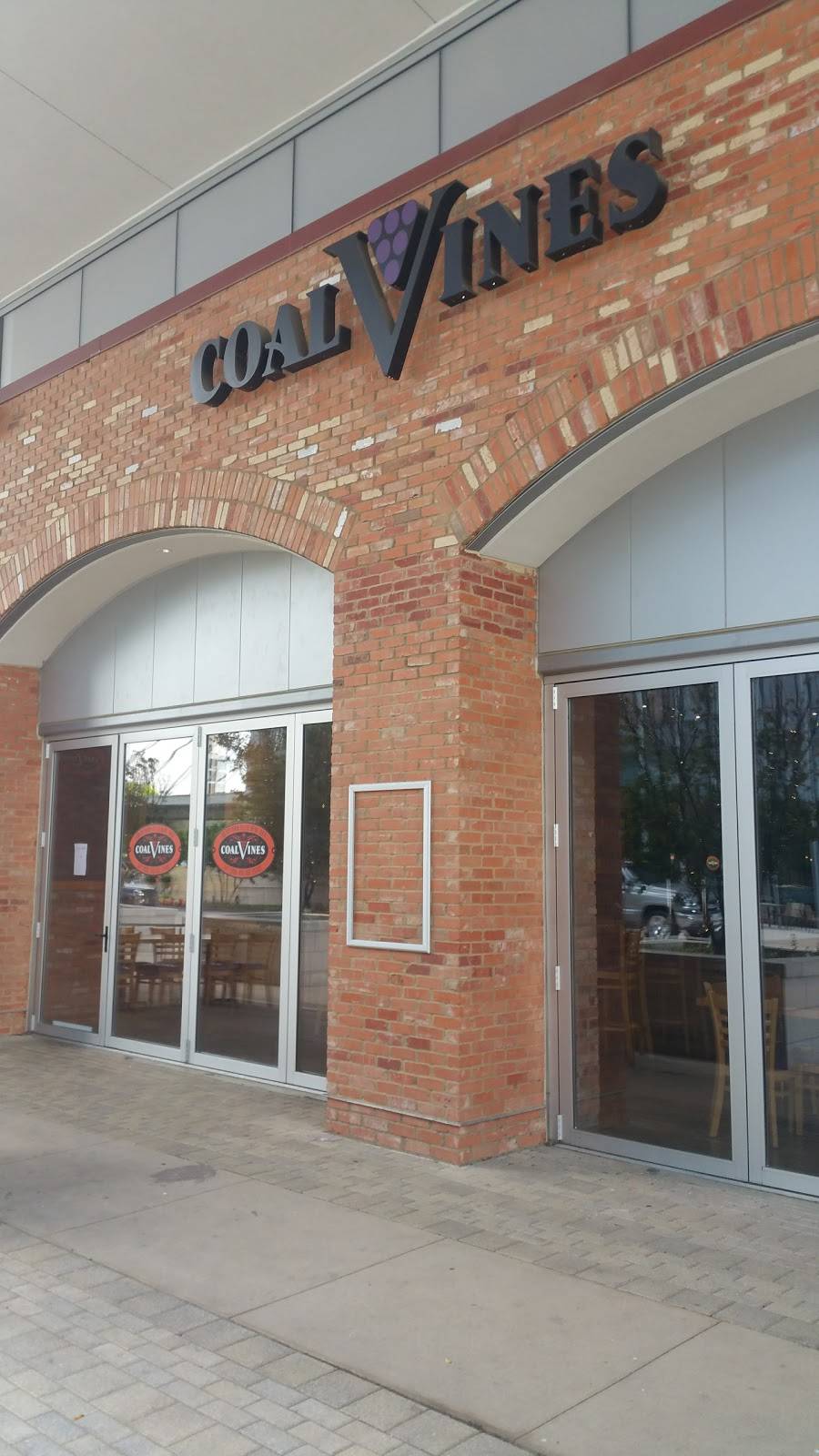 Black Ship Little Katana | restaurant | 665 S Lamar St #130, Dallas, TX 75202, USA | 2147607200 OR +1 214-760-7200