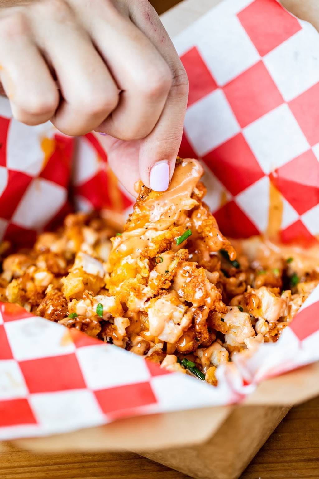 Micos Hot Chicken | restaurant | 1603 N Durham Dr, Houston, TX 77008, USA | 7134346133 OR +1 713-434-6133