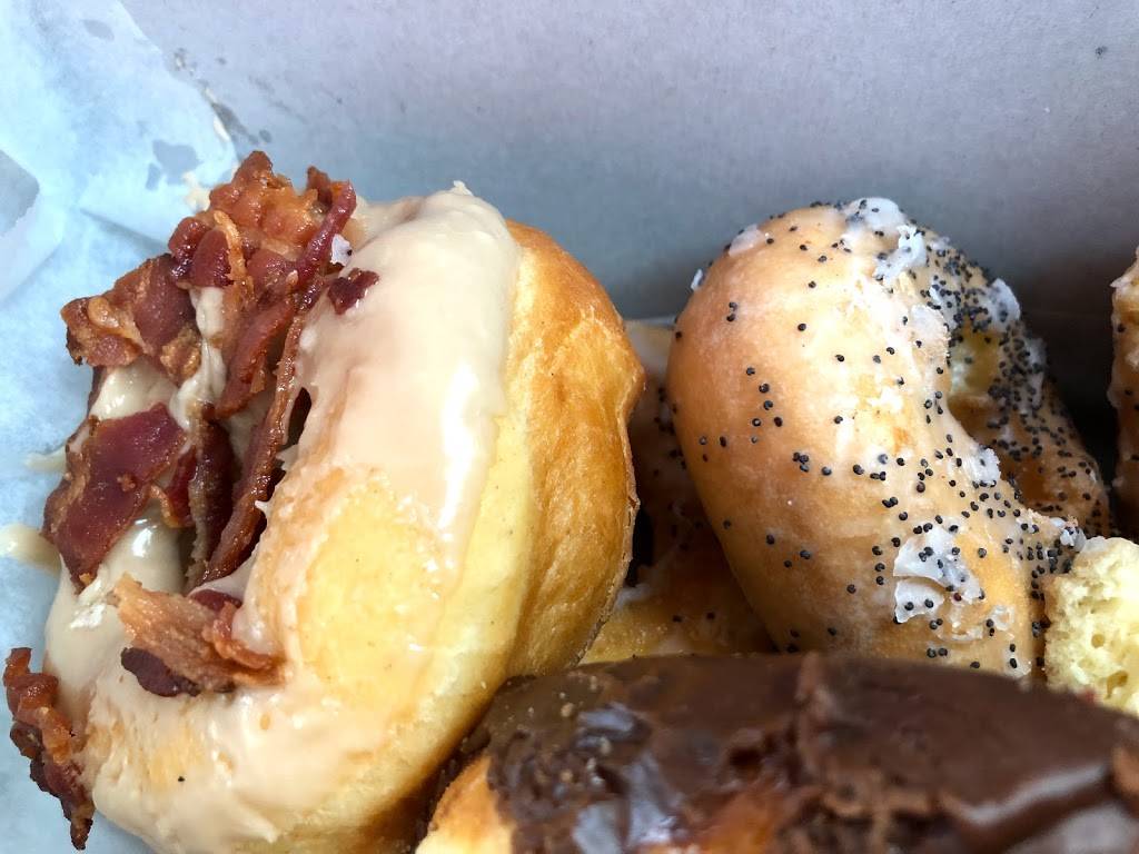 Donut Parlor | bakery | 1245 W Elliot Rd #103, Tempe, AZ 85284, USA | 4805701900 OR +1 480-570-1900