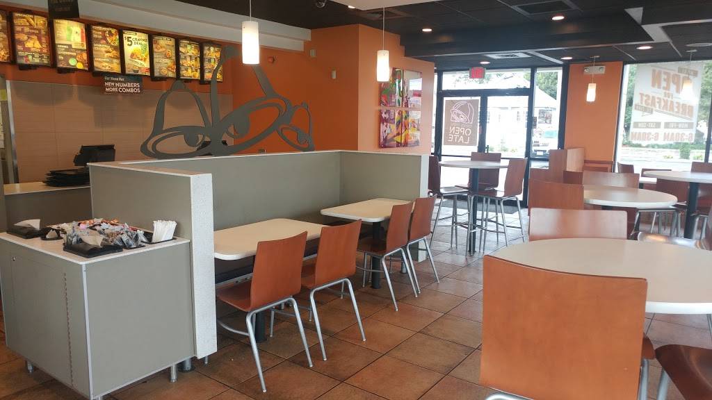 Taco Bell | meal takeaway | 2167 Madison Ave, Granite City, IL 62040, USA | 6188766630 OR +1 618-876-6630