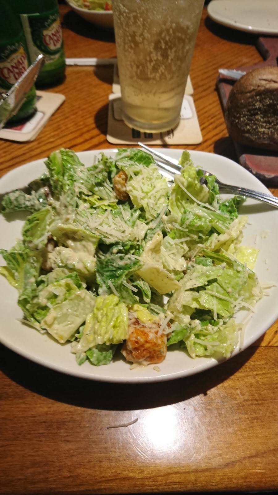 Outback Steakhouse | restaurant | 2468 Tittabawassee Rd, Saginaw, MI 48604, USA | 9897972319 OR +1 989-797-2319