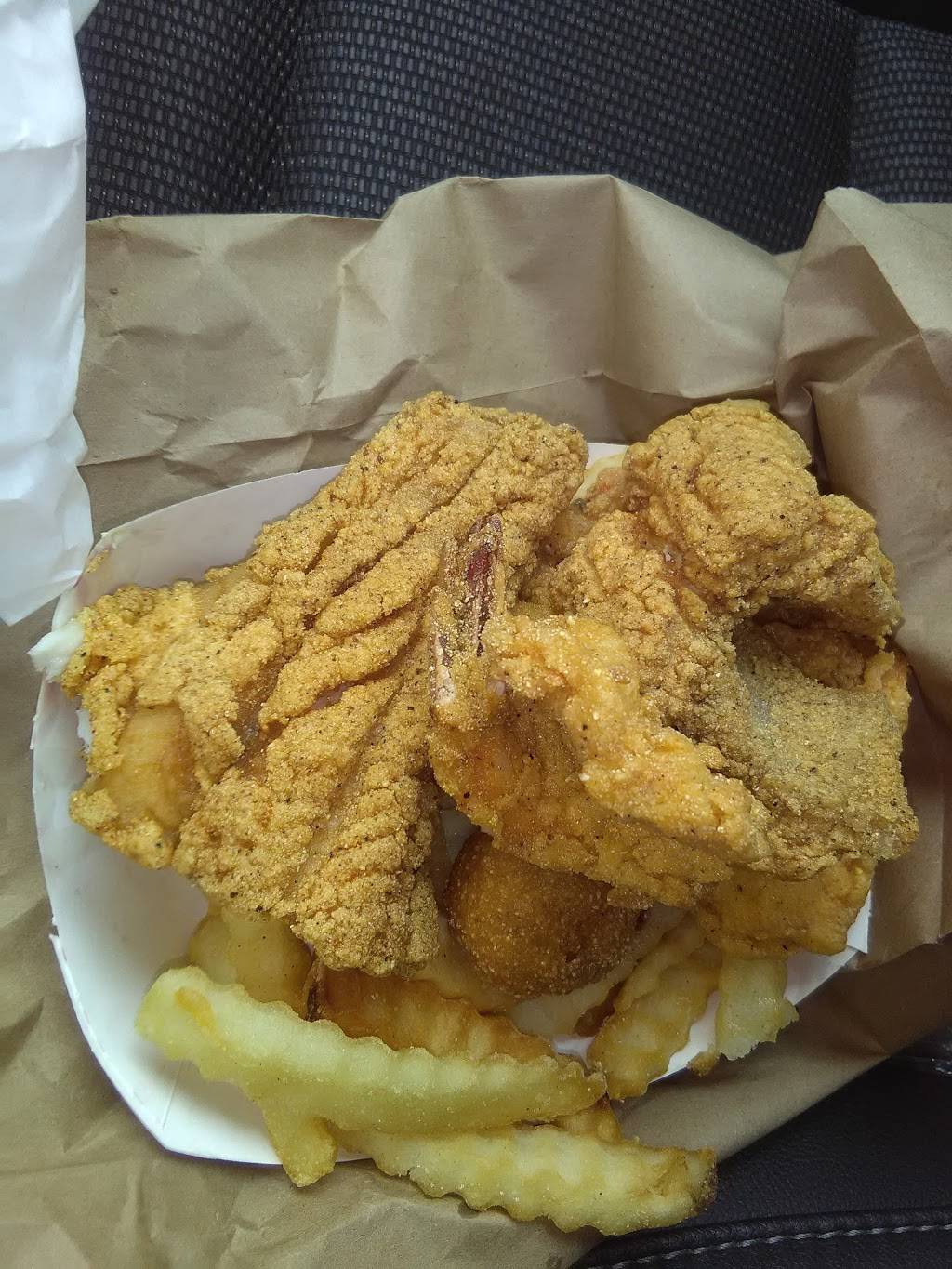 La Brea Seafood | restaurant | 945 N La Brea Ave, Inglewood, CA 90302, USA | 3106775586 OR +1 310-677-5586