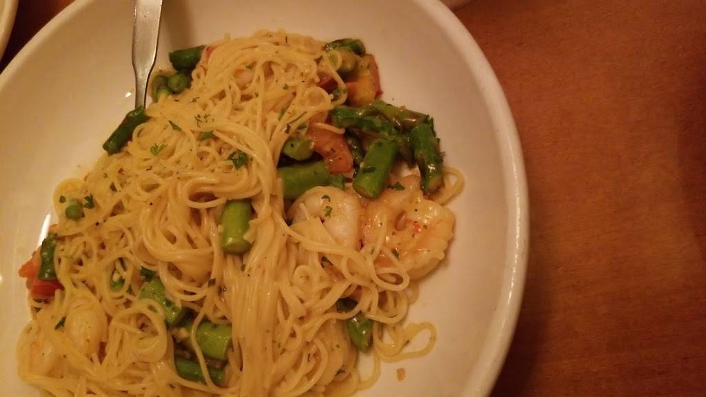 Olive Garden Italian Restaurant | meal takeaway | 2330 N Tustin St, Orange, CA 92865, USA | 7149989092 OR +1 714-998-9092