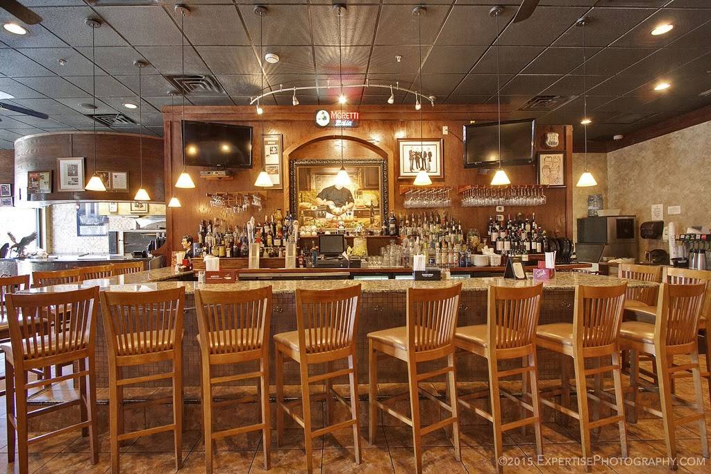 Amicis Italian Restaurant & Pizzeria | restaurant | 7720 N Wickham Rd #120, Melbourne, FL 32940, USA | 3212555377 OR +1 321-255-5377