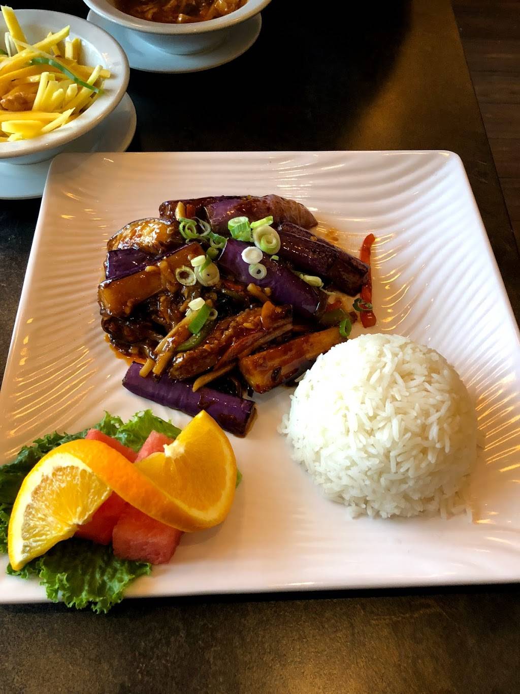 Qings Cuisine | restaurant | 610 Huronia Rd, Barrie, ON L4N 9H2, Canada | 7055036610 OR +1 705-503-6610