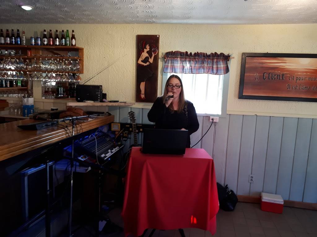 Restaurant Le Villageois | restaurant | 289 QC-323, Brébeuf, QC J0T 1B0, Canada | 8194258282 OR +1 819-425-8282