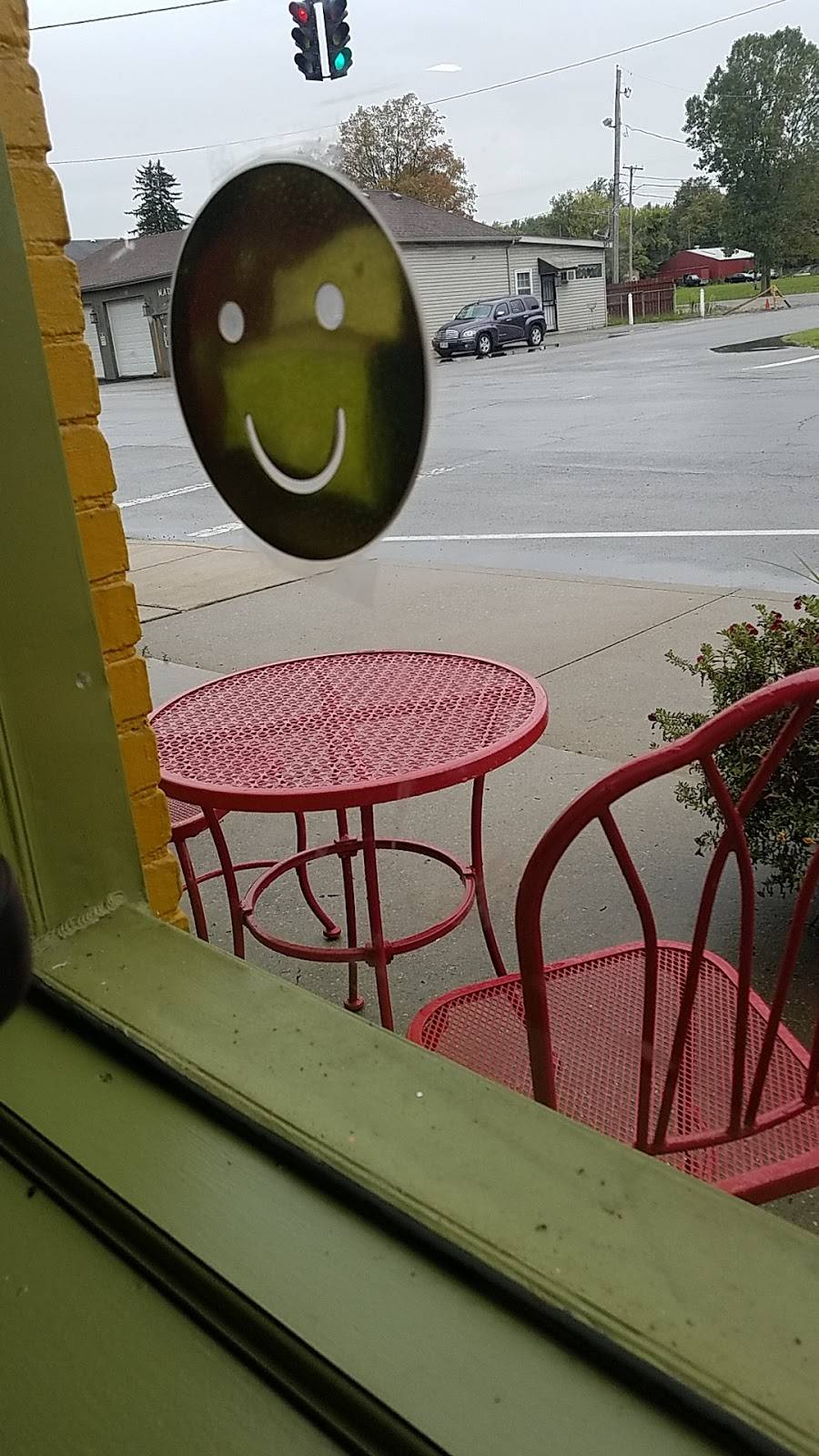 East of Chicago | restaurant | 10 E Main St, Wakeman, OH 44889, USA | 4408392551 OR +1 440-839-2551