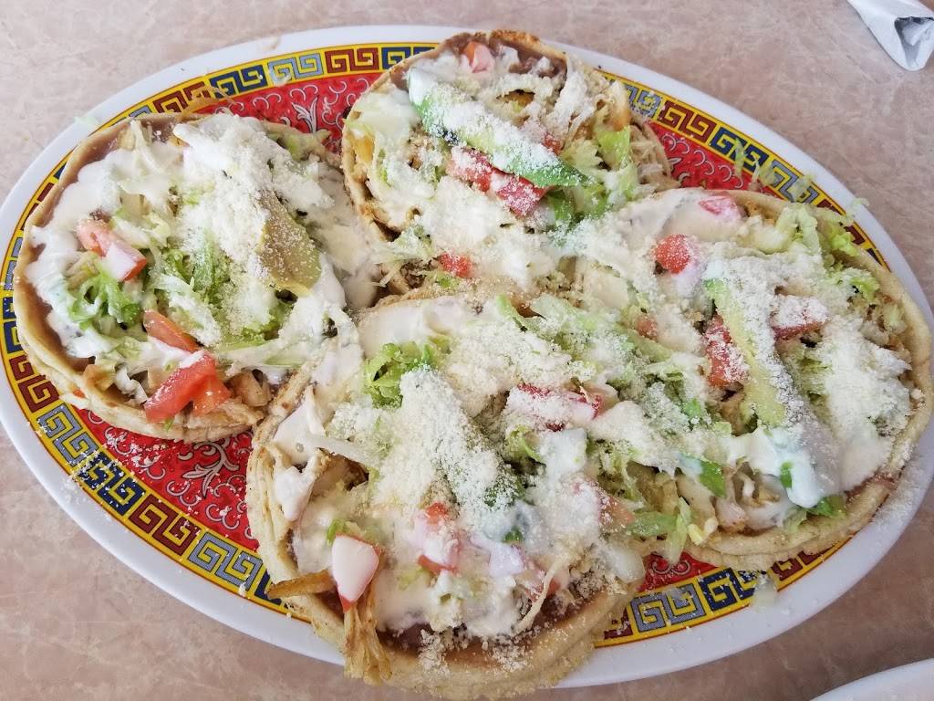 Taqueria Merinos | restaurant | 920 N 2nd Ave, Siler City, NC 27344, USA | 9197424484 OR +1 919-742-4484